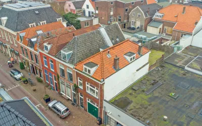 Terraced house for sale: Gasthuisstraat 10, Binnenstad Tiel