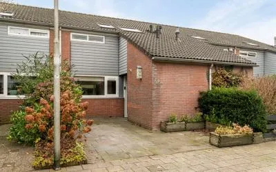 Tussenwoning te koop: Geallieerdenstraat 39, Rustenburg-Noord Amersfoort