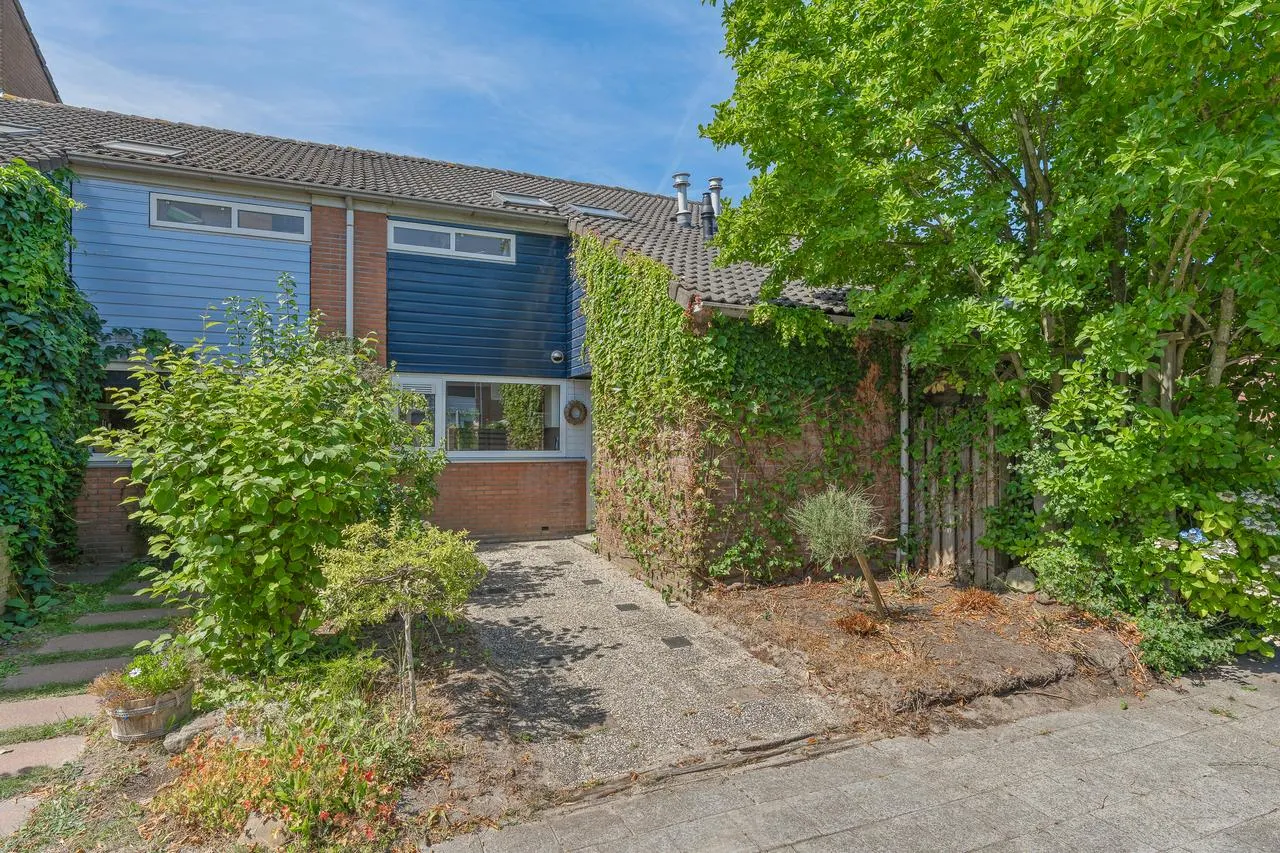 Tussenwoning te koop: Geallieerdenstraat 43, Amersfoort