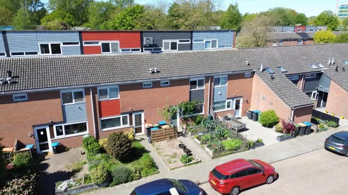 Tussenwoning te koop: Geallieerdenstraat 93, Rustenburg-Noord Amersfoort