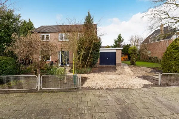 Vrijstaande woning te koop: Gebroken Meeldijk 88, Barendrecht