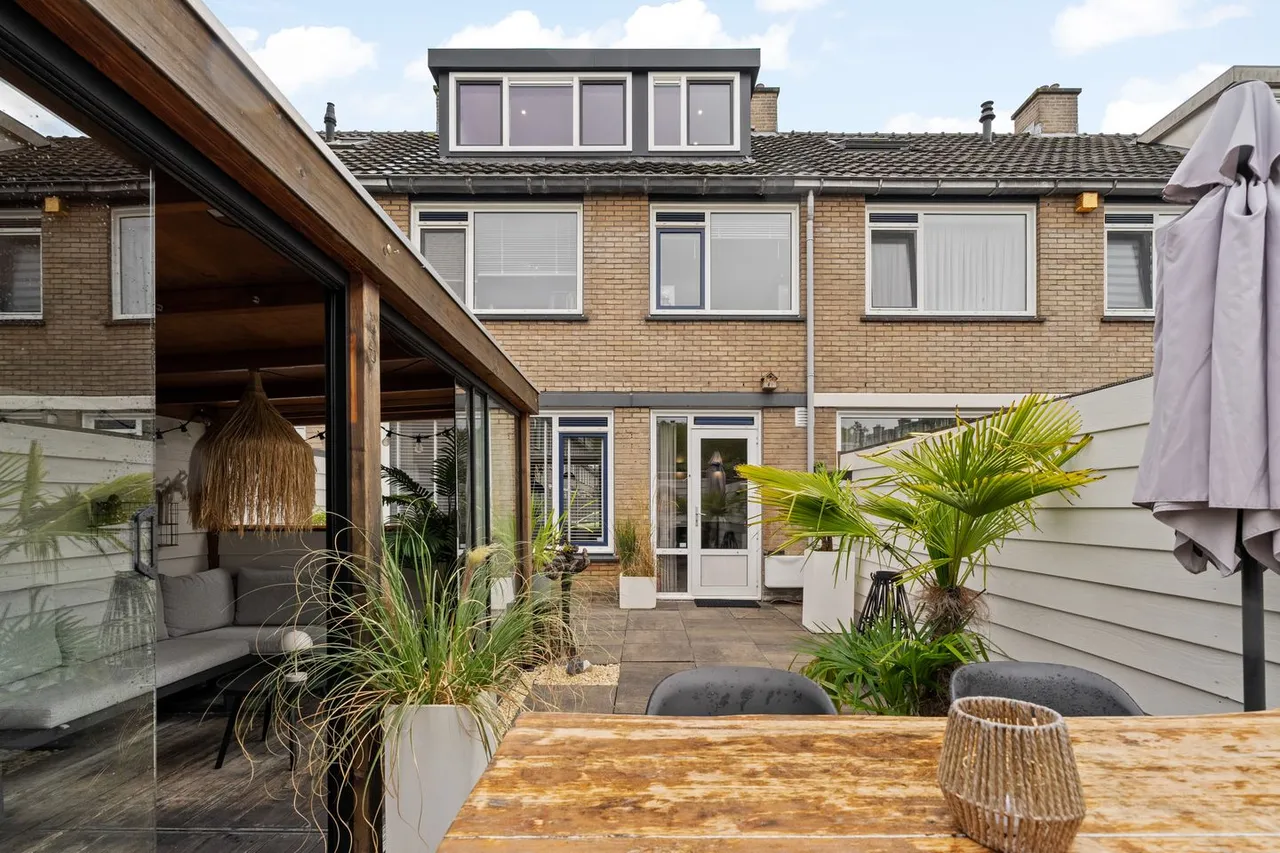 Tussenwoning te koop: Geelkruid 73, Rotterdam