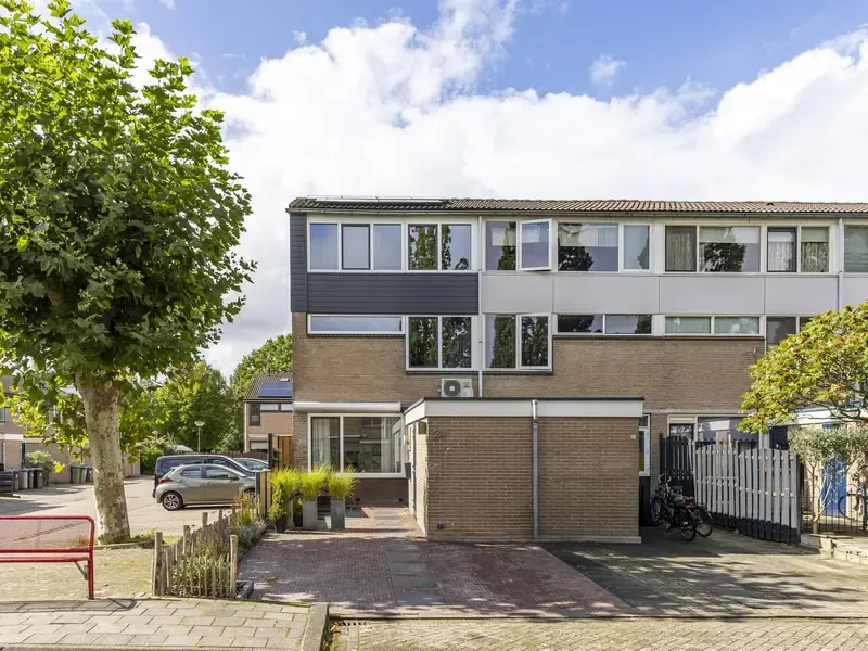 Hoekwoning te koop: Geemansweer 24, Hardinxveld-Giessendam