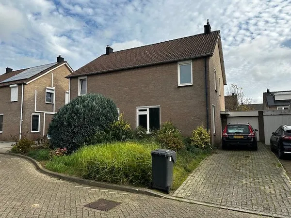 Tussenwoning te huur: Geentstraat 51, Hondsbroek Born
