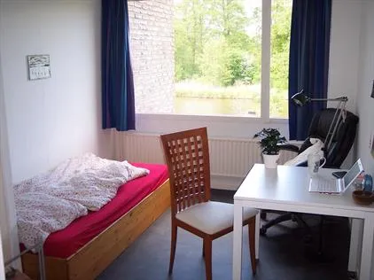 Kamer te huur: Geerdinkhof, G-buurt-Oost Amsterdam