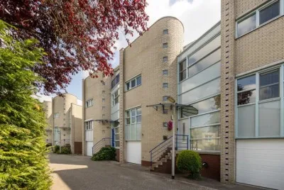 Tussenwoning te koop: Geernoutstraat 9, Vuurtoren Amersfoort