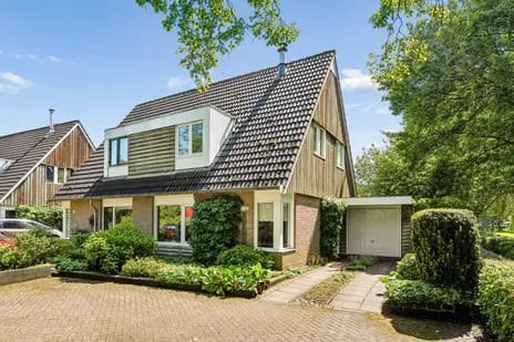 Twee-onder-één-kap te koop: Geert Grooteweg 27, Windesheim Zwolle