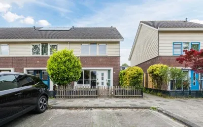Hoekwoning te koop: Geerten Gossaertpad 19, Literatuurwijk Noordwest Almere