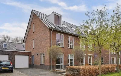 Tussenwoning te koop: Geertsemahof 10, Schaesbergerveld Heerlen