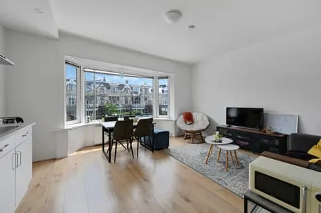 Tussenwoning te koop: Geestbrugweg 19B, Cromvliet Rijswijk (Zh)