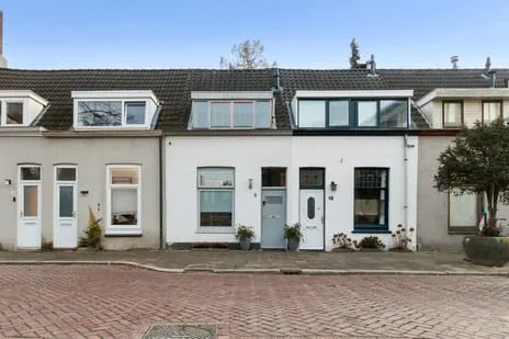 Tussenwoning te koop: Geldelozepad 8, Geldelozepad en omgeving Dordrecht