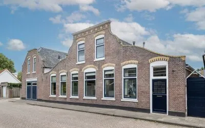 Vrijstaande woning te koop: Geldersedijk 30, Dirksland centrum Dirksland