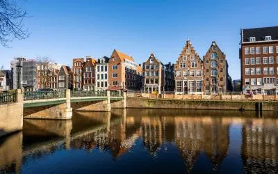 Tussenwoning te huur: Geldersekade 97, Amsterdam