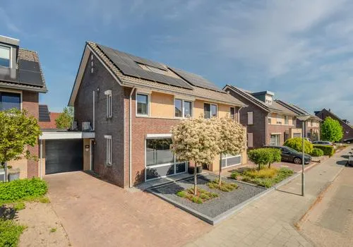 Tussenwoning te koop: Gelrestraat 61, Kern Belfeld Belfeld