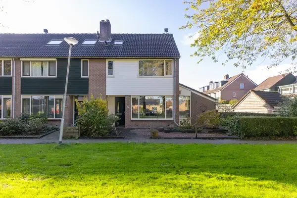 Hoekwoning te koop: Gemaal 12, Oostersluis Grootebroek