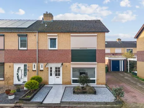 Twee-onder-één-kap te koop: Gemetstraat 31, Sint Odiliënberg Sint Odiliënberg