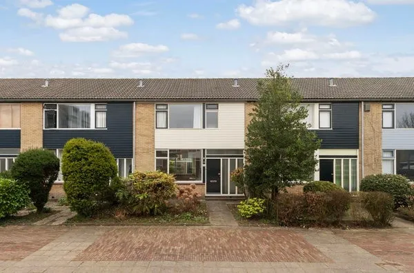Tussenwoning te koop: Gemmahof 8, Sterrenburg 1-Oost Dordrecht