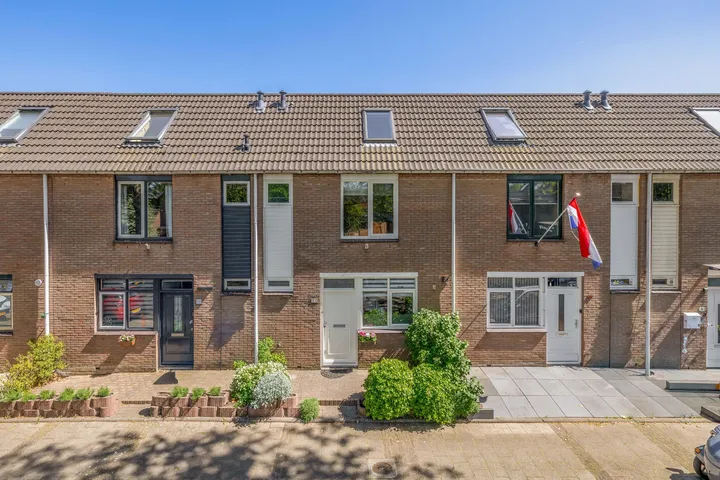 Tussenwoning te koop: Gemshoorn 38, Zevenkamp Rotterdam