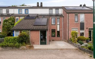 Tussenwoning te koop: Gemshoorn 7, De Zoom Soest