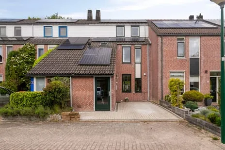 Tussenwoning te koop: Gemshoorn 7, De Zoom Soest