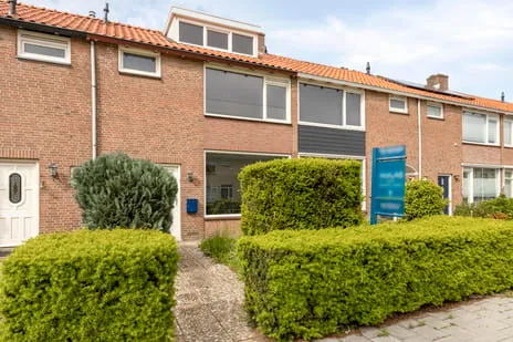 Tussenwoning te koop: Generaal Dibbetslaan 71, Generalenbuurt Eindhoven