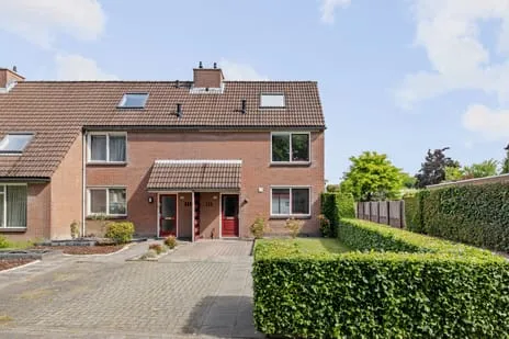 Hoekwoning te koop: Generaal Marshallweg 132, Generalenbuurt Eindhoven