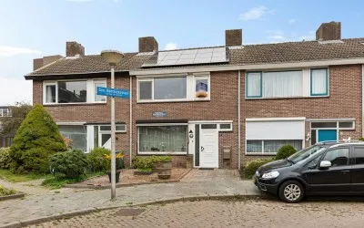Tussenwoning te koop: Generaal Bentinckstraat 12, Eindhoven