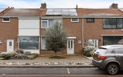 Tussenwoning te koop: Generaal Pattonlaan 110, Eindhoven