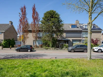 Tussenwoning te koop: Generaal Spoorlaan 34, Boschgeest Voorschoten