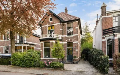 Vrijstaande woning te koop: Generaal Van der Heydenlaan 10, De Parken Apeldoorn