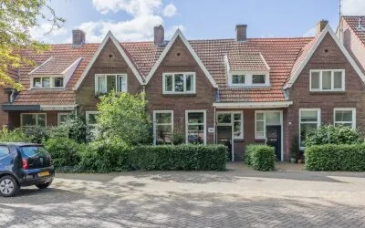 Tussenwoning te koop: Genneperweg 50, Rapelenburg Eindhoven