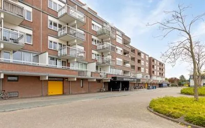 Appartement te koop: Genovevalaan 272, Winkelcentrum Eindhoven