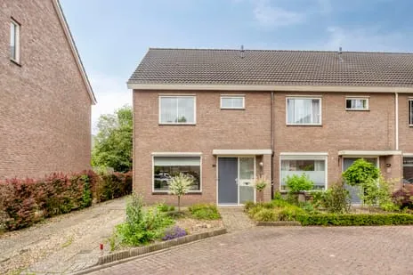 Hoekwoning te koop: Gentiaan 11, Kruidenwijk Oost Nijverdal