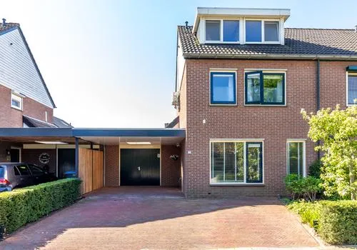 Tussenwoning te koop: Gentiaan 5, Gendringen Gendringen