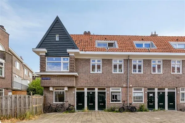 Appartement te koop: Gentiaanplein 52H, Van der Pekbuurt Amsterdam