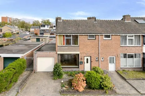 Hoekwoning te koop: Gentiaanstraat 5, Bloemenbuurt Oosterhout (Nb)