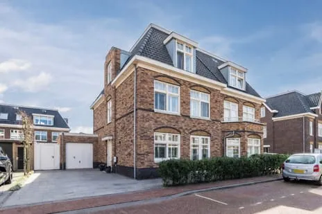 Twee-onder-één-kap te koop: George Seferislaan 9, Kraayenstein en Vroondaal 'S-Gravenhage