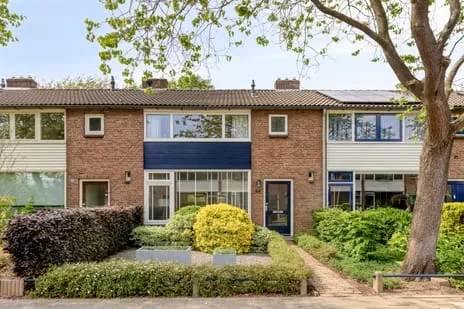 Tussenwoning te koop: Geraniumstraat 48, De Hoven Deventer
