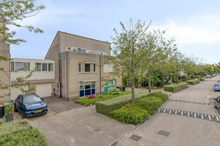 Terraced house for sale: Gerard den Brabanderhof 98, Kersenboogerd-Zuid - Buurt 33 08 Hoorn