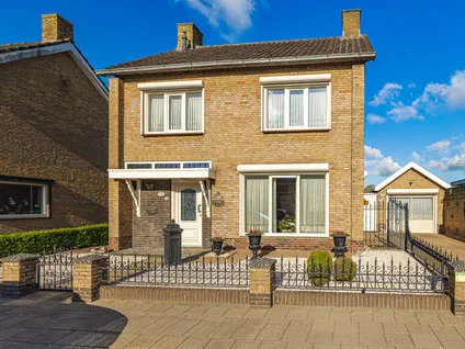Vrijstaande woning te koop: Gerard Doustraat 3, Rucphen Rucphen