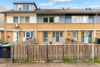 Tussenwoning te koop: Gerard Terborchstraat 3, Tussen de Vaarten N.- West Almere