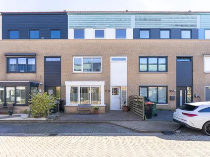 Tussenwoning te koop: Gerard den Brabanderhof 67, Kersenboogerd-Zuid - Buurt 33 08 Hoorn