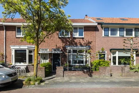 Tussenwoning te koop: Gerard Doustraat 32, Gerard Dou Leeuwarden