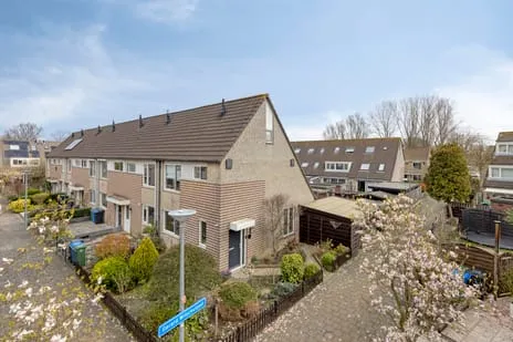 Hoekwoning te koop: Gerard Wilschutpad 13, Hoogvliet Zuid Hoogvliet Rotterdam