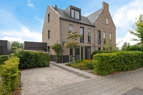 Twee-onder-één-kap te koop: Gerbrant Meussweg 14, Zwaanshoek Zwaanshoek