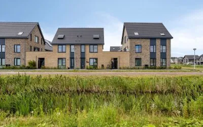 Tussenwoning te koop: Gerrigje Nijessensingel 64, Emmeloord-Emmelhage-Waterwonen/Polderwonen Emmeloord