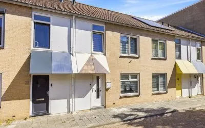 Tussenwoning te koop: Gerrit Rietveldstraat 27, Het Fort e.o. Vlissingen