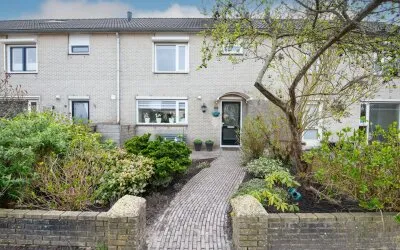 Tussenwoning te koop: Gerrit Achterberghof 96, Kersenboogerd-Zuid - Buurt 33 07 Hoorn