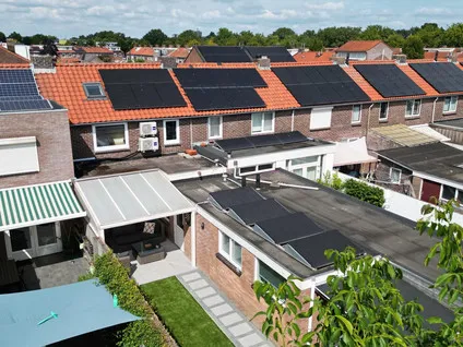 Tussenwoning te koop: Gerrit van der Veenstraat 25, Best