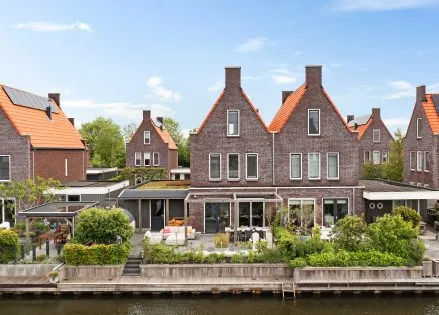 Twee-onder-één-kap te koop: Gerritshof 4, Loënga Sneek